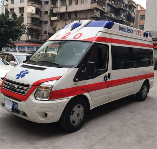 三江信赖我们的救护车出租,让转院不再艰难